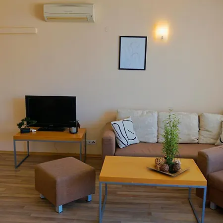 Apartment бийч - *